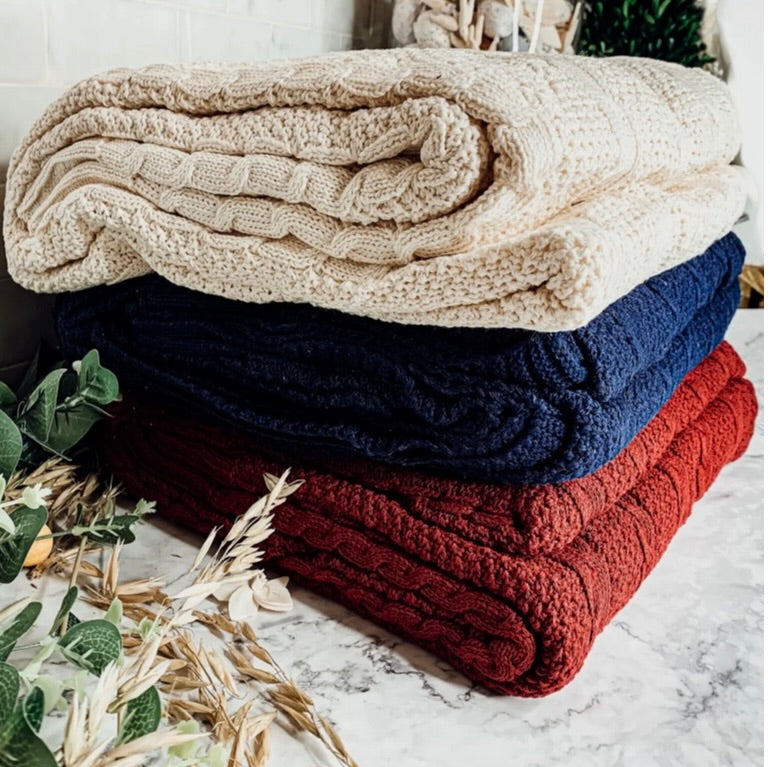 Claret Knit Sweater Throw Blanket/ Ivory